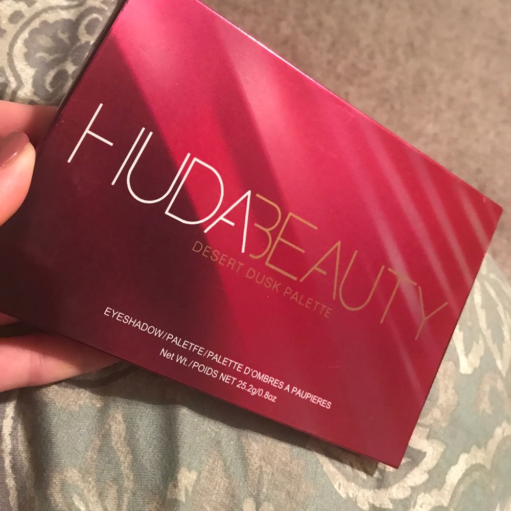 Huda Beauty Dusk Palette