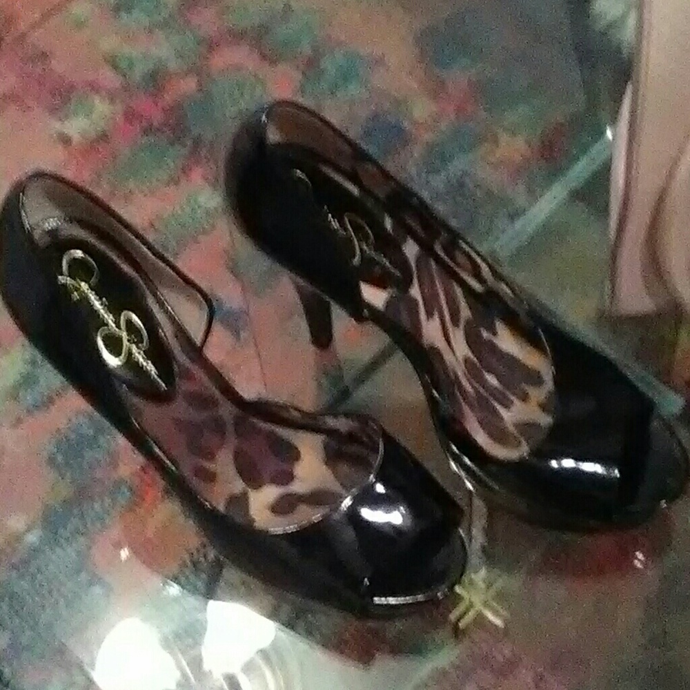 Jessica Simpson black shoes.