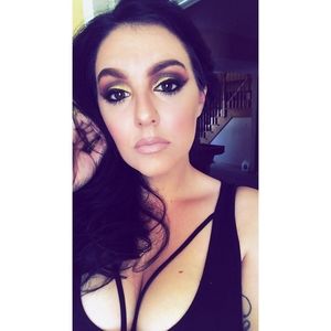 Meet your Posher, Ann-marie