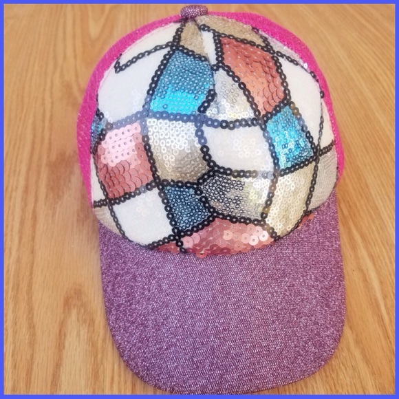 Sequin and glitter hat - Picture 2 of 3