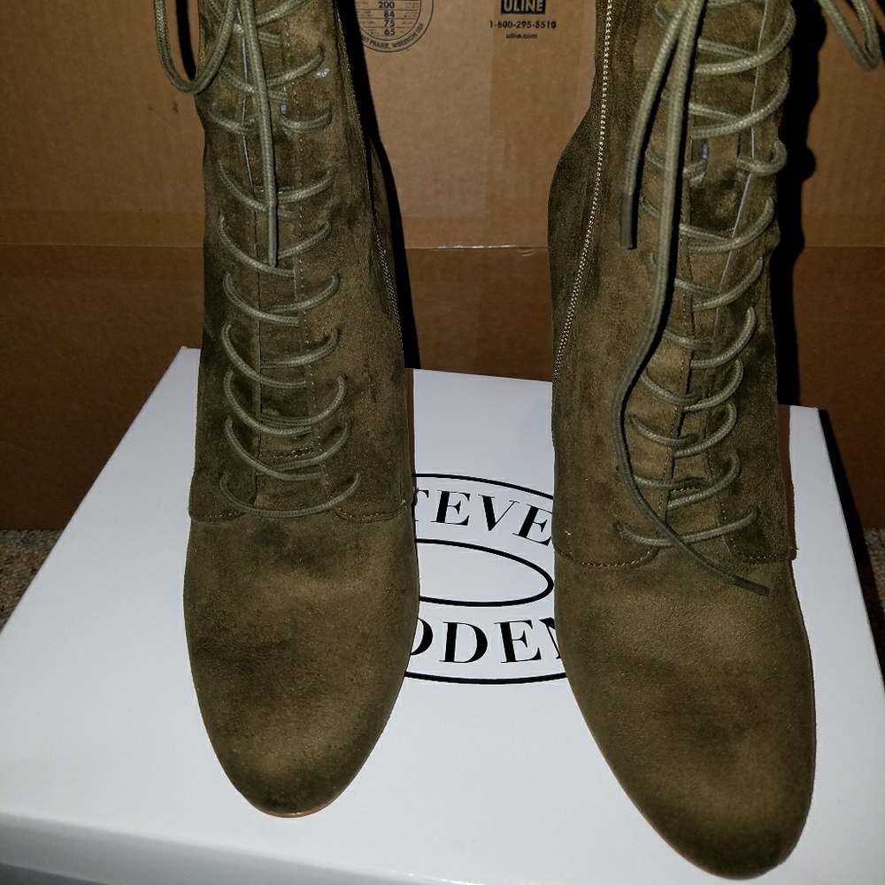 New Suede olive lace up boots by Steve Madden