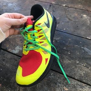 Men’s Nike free runs