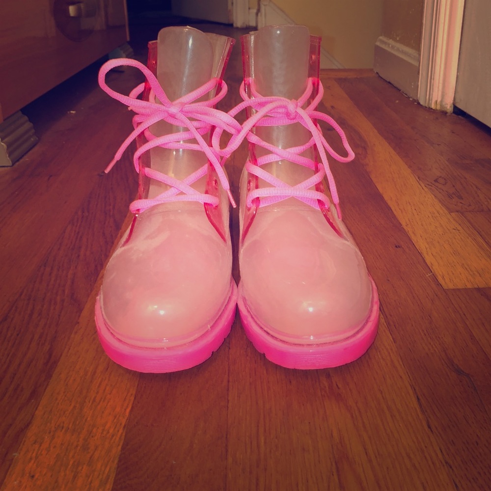Via Veneto Pink Lace up Rainboots!