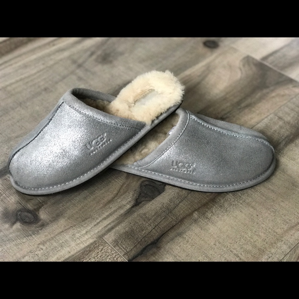 Size 5 UGG silver pearlized leather slippers