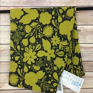 LuLaRoe Cassie