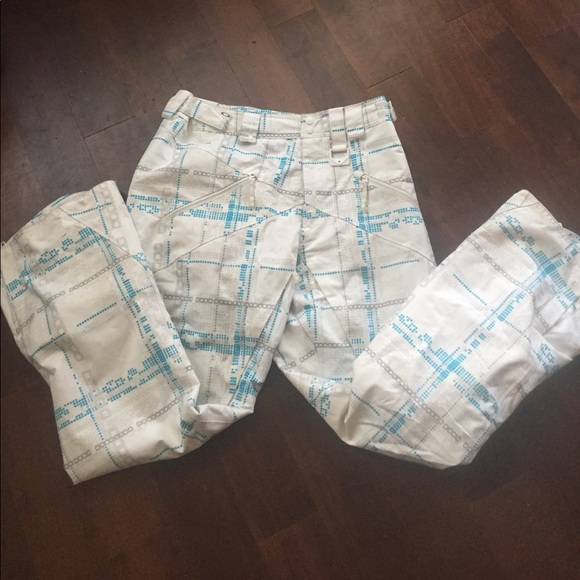 Oakley Other - Oakley Large snow pants in great condition!