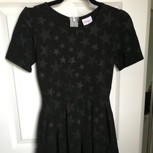 XS Lularoe Amelia