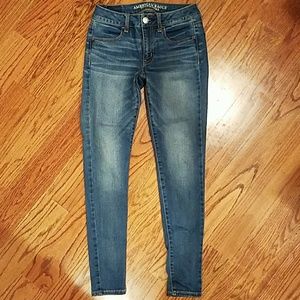 AE super stretch jeggings medium denim wash