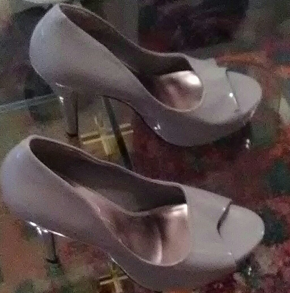 Jessica Simpson grey shoes.