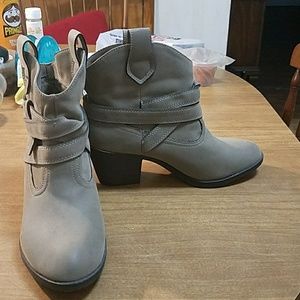 Grey Rocketdog Boots
