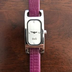 Dolce & Gabbana plum wristwatch