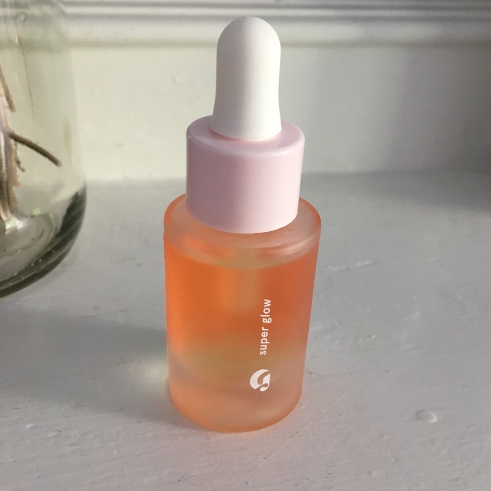 Glossier ‘Super Glow’ Vitamin C Serum