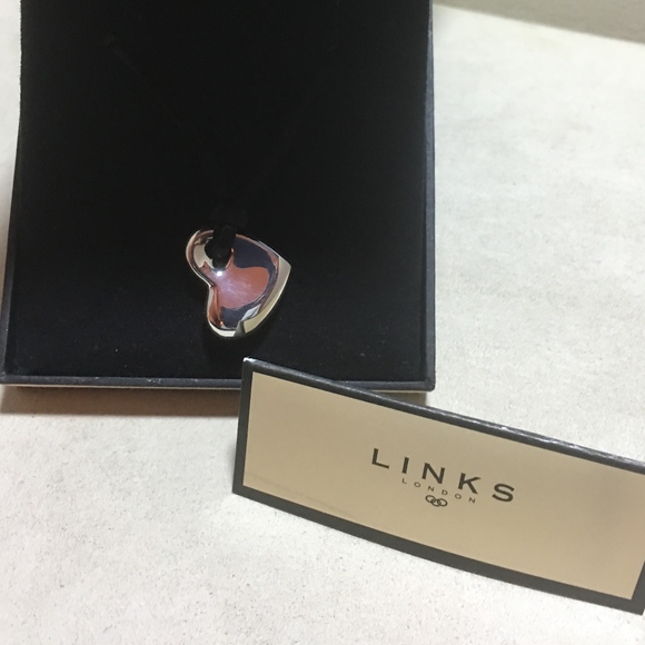 EUC LINKS LONDON STERLING SILVER HEART NECKLACE. - Picture 7 of 8