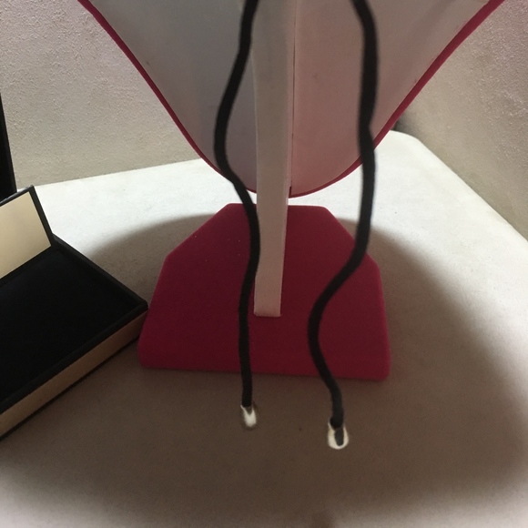 EUC LINKS LONDON STERLING SILVER HEART NECKLACE. - Picture 8 of 8