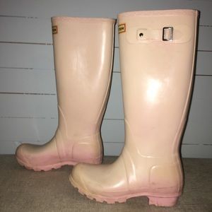 HUNTER BOOTS