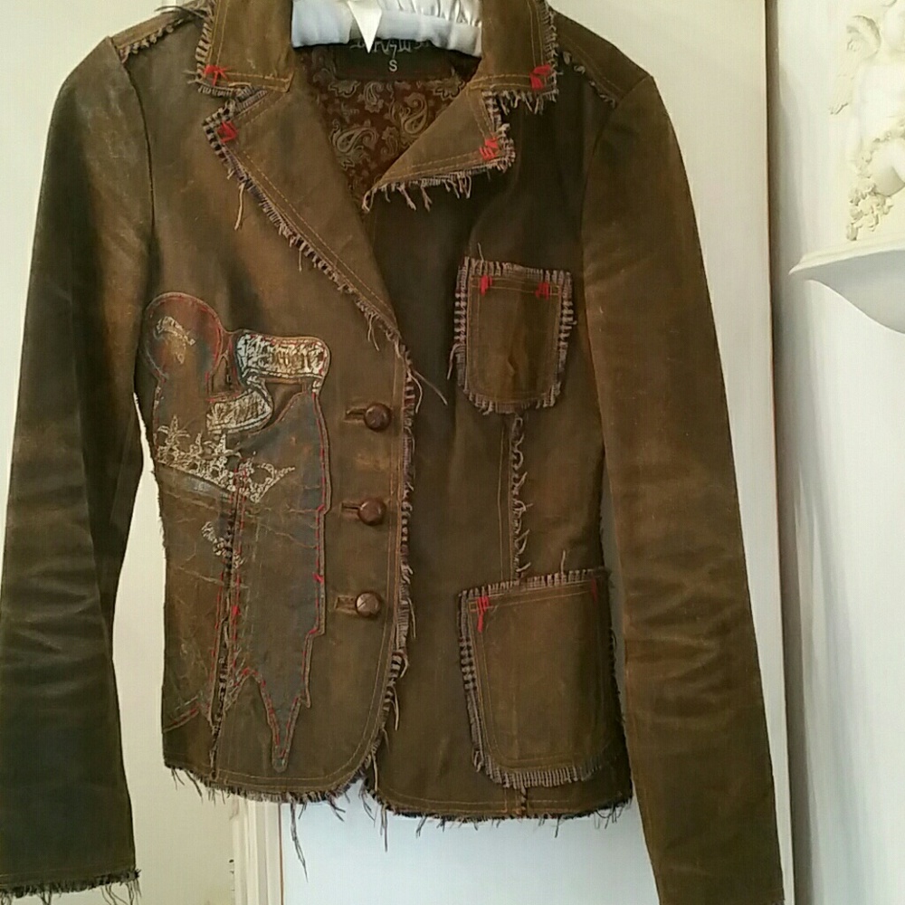 Distressed brown genuine leather by RAW. Sz small