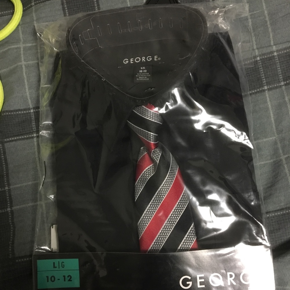 NWT GEORGE Long Sleeve Dress Shirt with Clip Tie