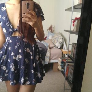 URBAN OUTFITTERS kimchi blue floral romper w knot