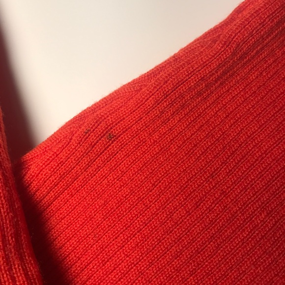 J. CREW Ribbed 100% Merino Wool Sweater, Size M - Picture 3 of 3