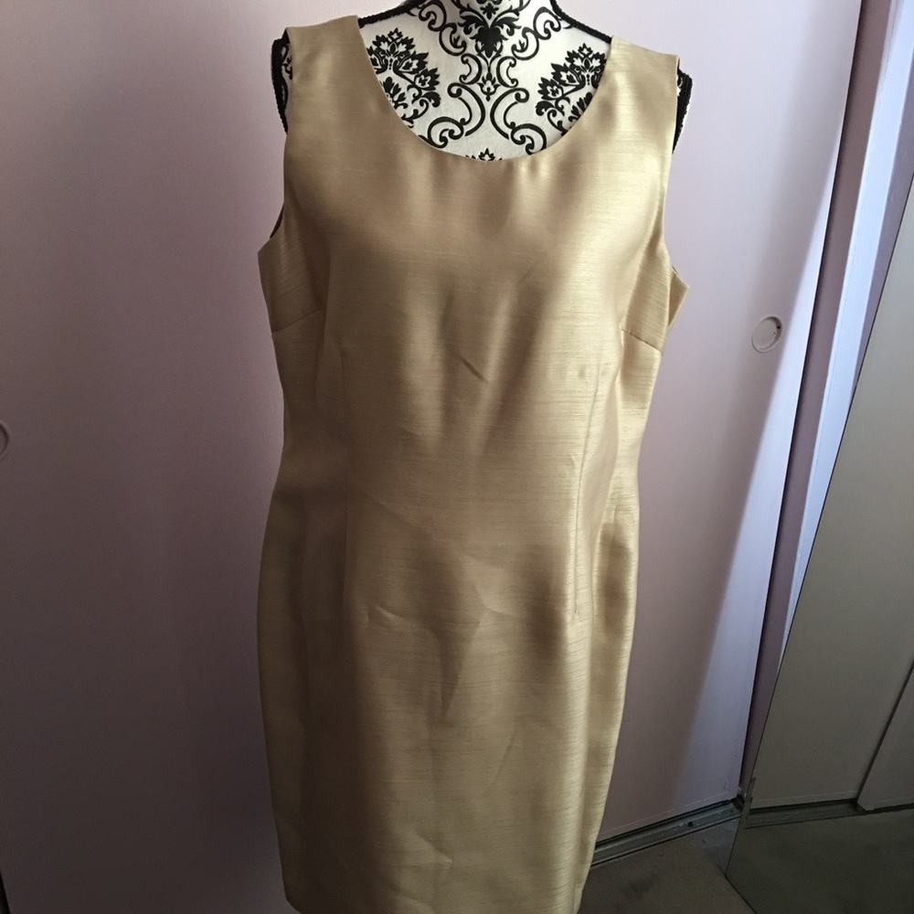 Two piece ladies suit