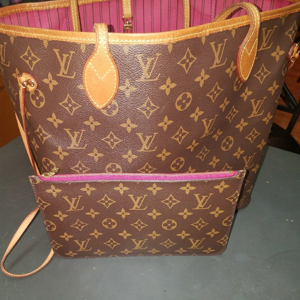 Authentic Louis Vuitton Monogram wristlet