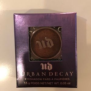 Urban Decay Eyeshadow in Thunderbird
