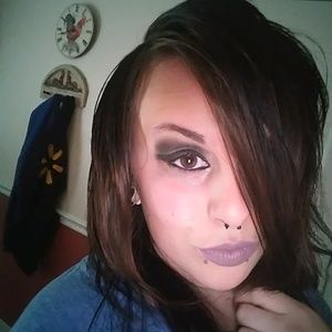 Meet your Posher, Marion