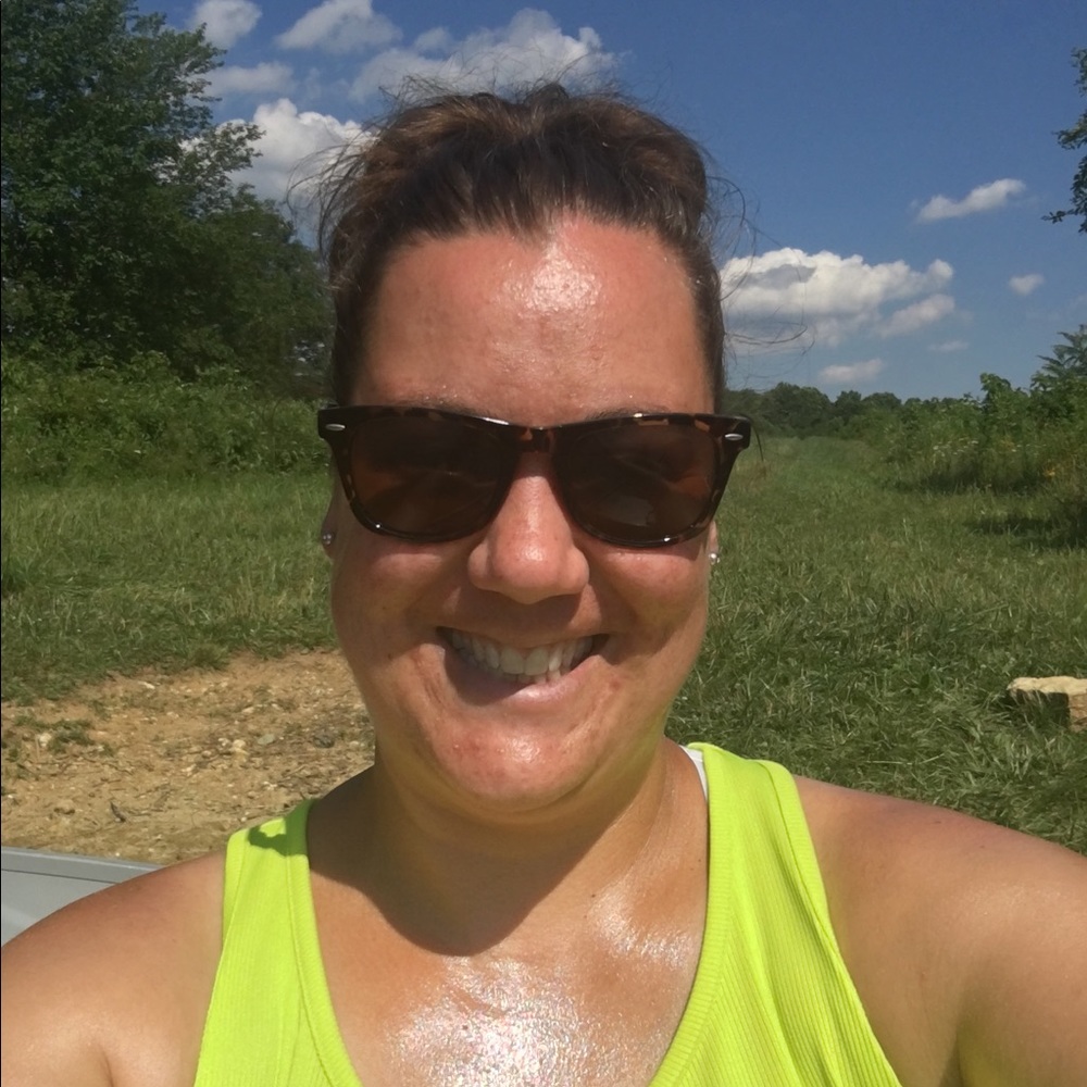 Meet your Posher, Kelly