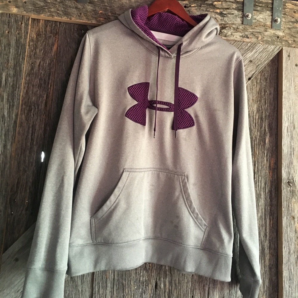 *SOLD* Warm Under Armour Hoodie - Picture 1 of 4