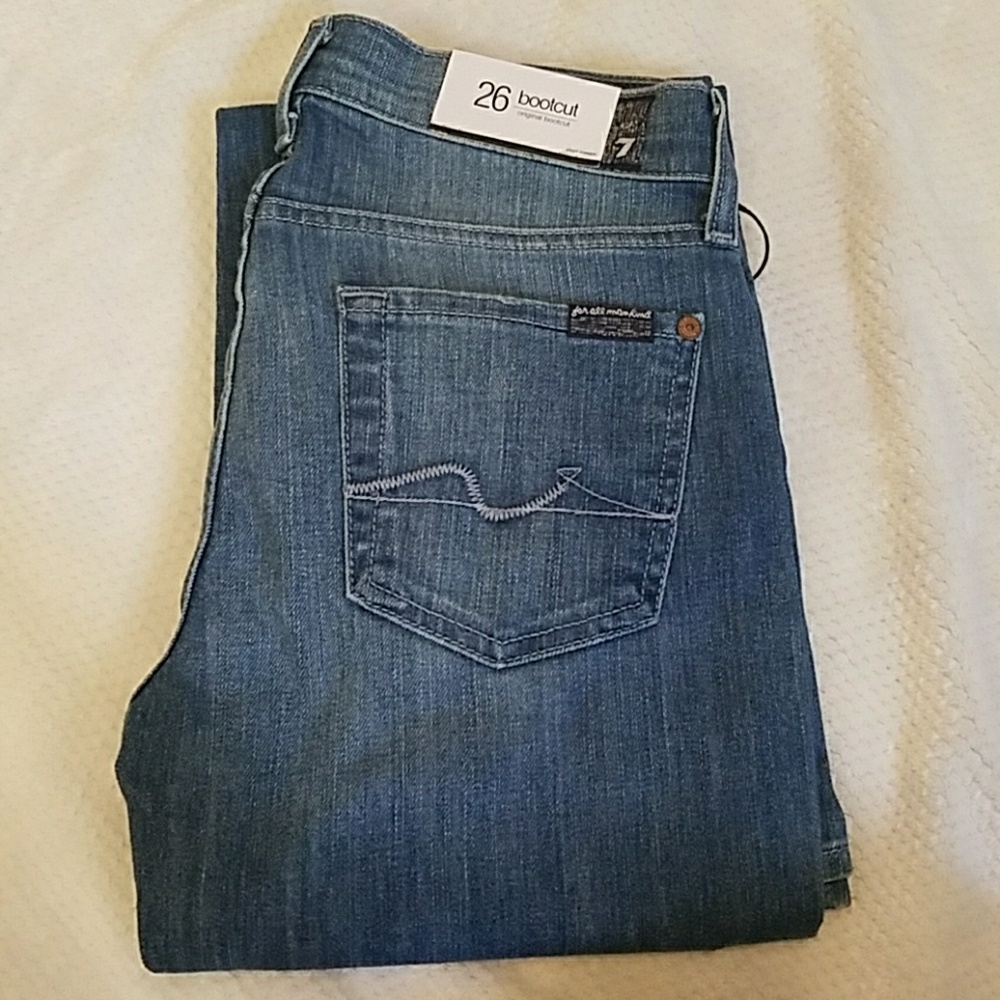 Brand New 7 For all Mankind Boot cut Jeans Sz 26