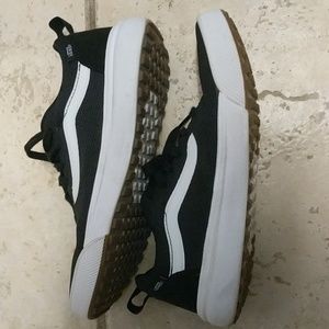 Vans UltraRange Rapidweld shoes