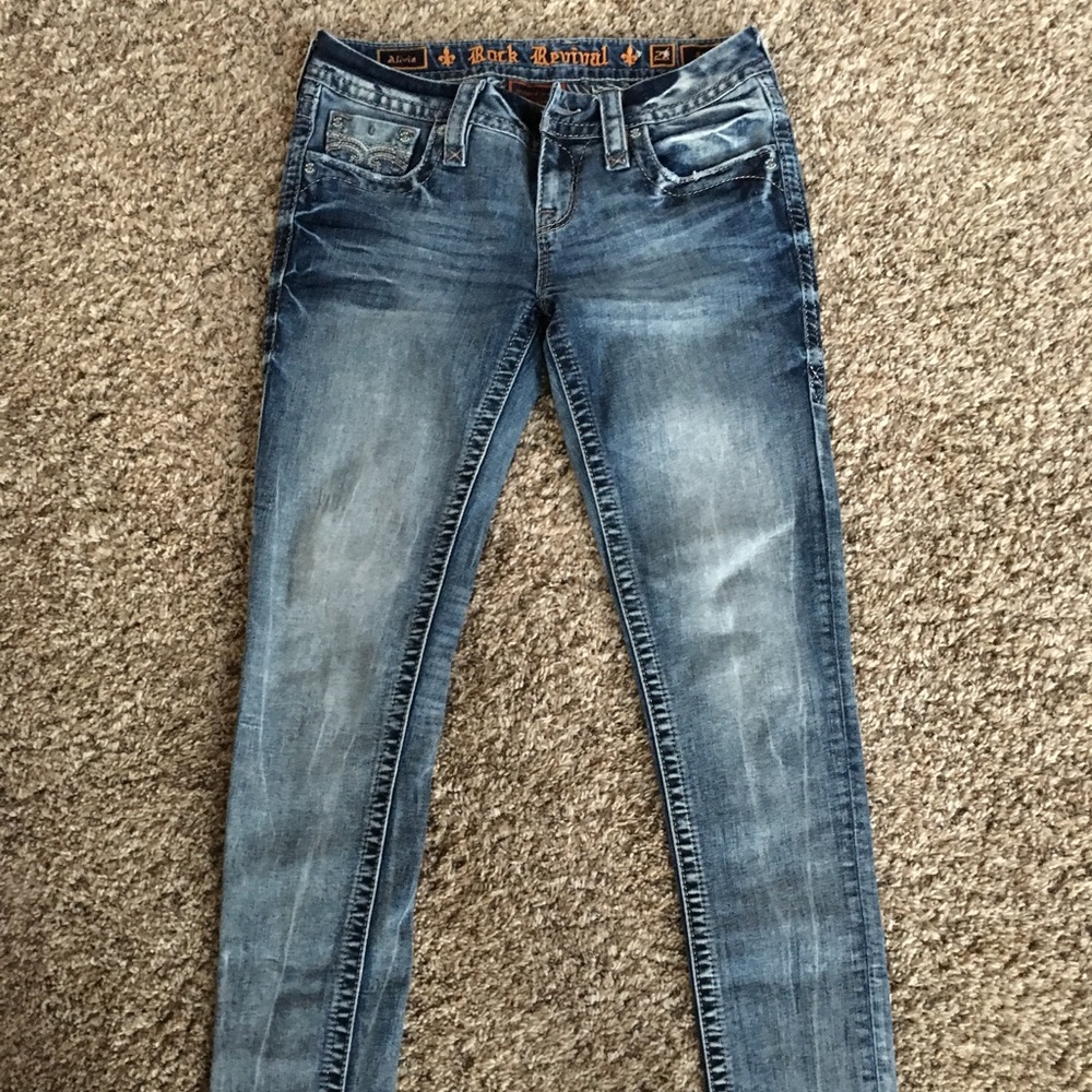 (Buckle) Rock Revival Jeans