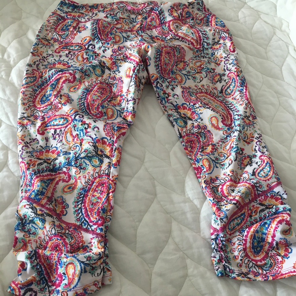 Kira Grace Like New Yoga Paisley Capri