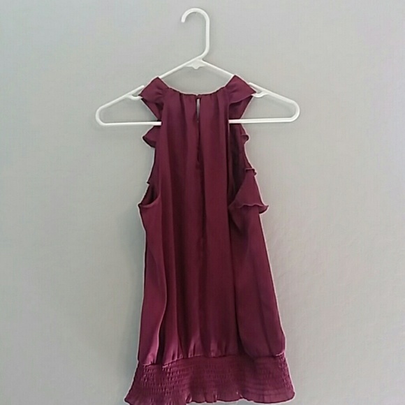 💐Elegant ruffled blouse💐 - Picture 3 of 6