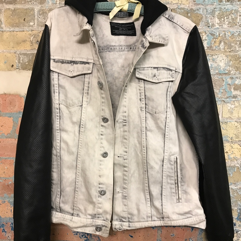 Zara Man hooded Denim Jacket Faux Leather Sleeves