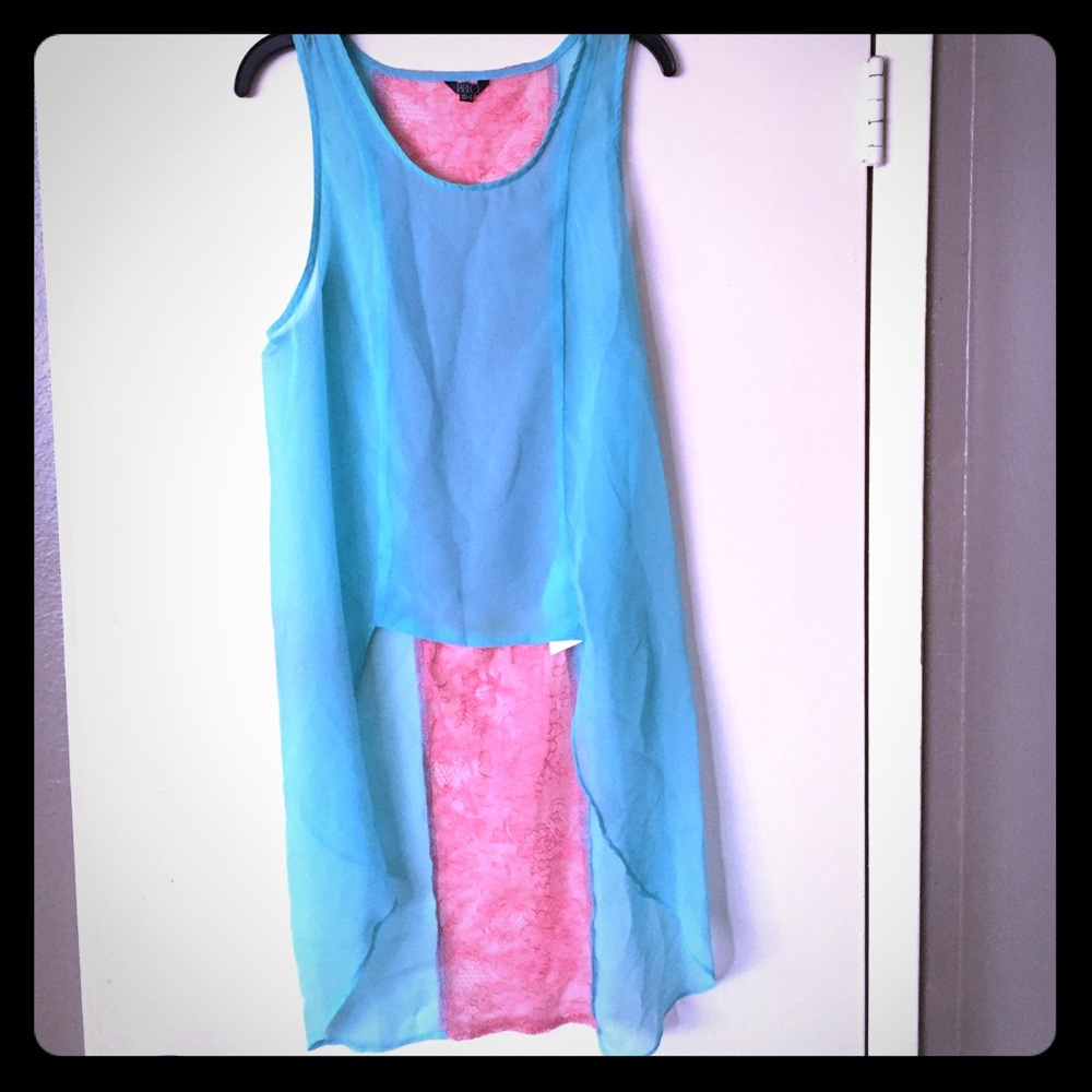 🌕Super Cute! Sheer high/low tank.
