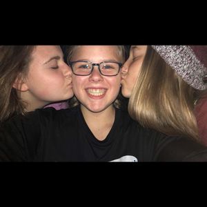 Meet your Posher, Kayla