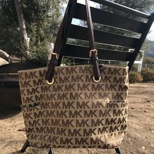Michael kors purse