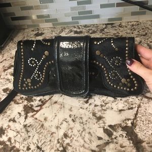 Roberto Cavaliers clutch