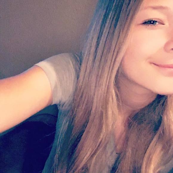 Meet your Posher, Riley - Picture 1 of 1