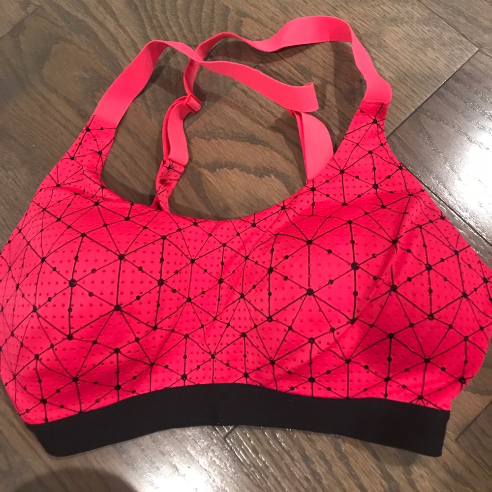 Sports bra