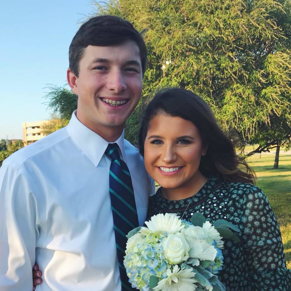 Meet your Posher, Ellis