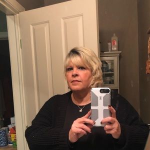 Meet your Posher, Janet