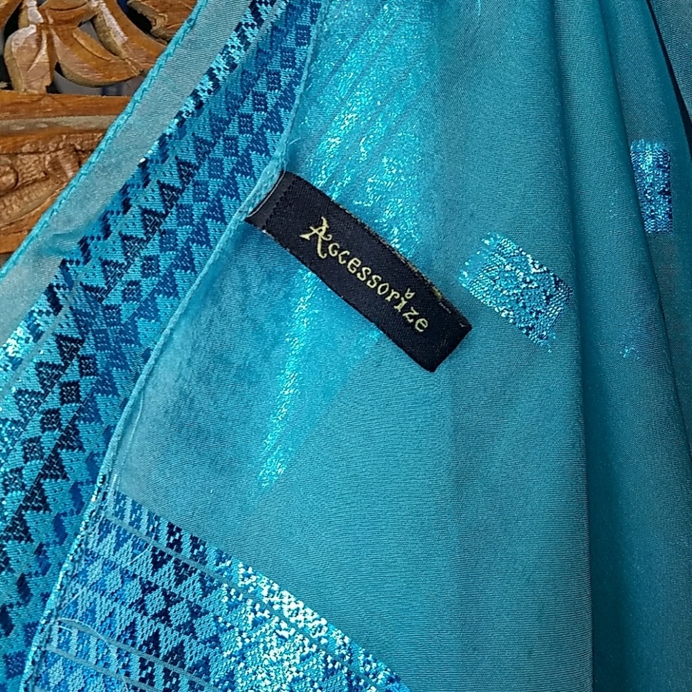 Accessorize  Scarf - Picture 2 of 3