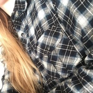 Like New L Flannel: blue and black