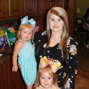 Meet your Posher, Alexis