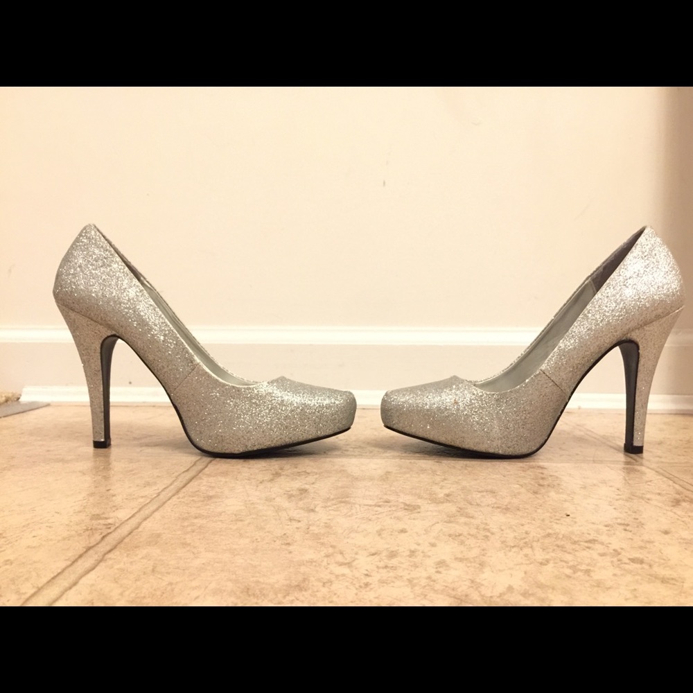 Dressy shoes