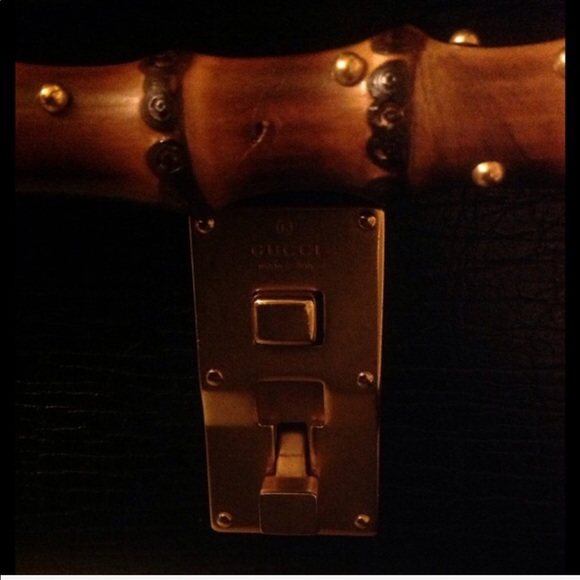 Gucci Wallet and Handbag-Certificate of Authenticity Included - Picture 2 of 3