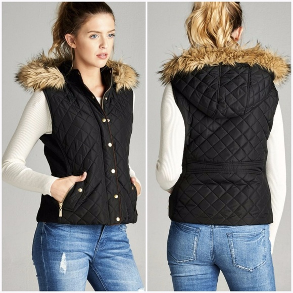 Faux Fur Trimmed Black Quilted Vest - Picture 4 of 6