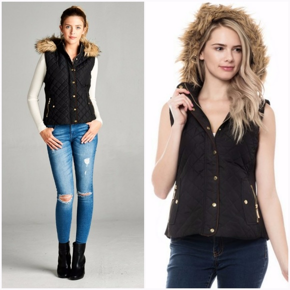 Faux Fur Trimmed Black Quilted Vest - Picture 5 of 6